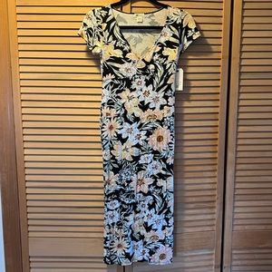 Billabong Midi Dress. Size Small.